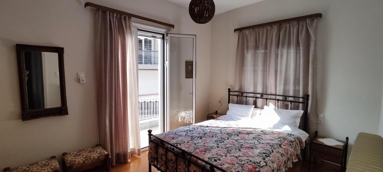 Σπίτι Στην Πόλη Άρτα Κοντά Στην Λίμνη Apartment Exterior foto